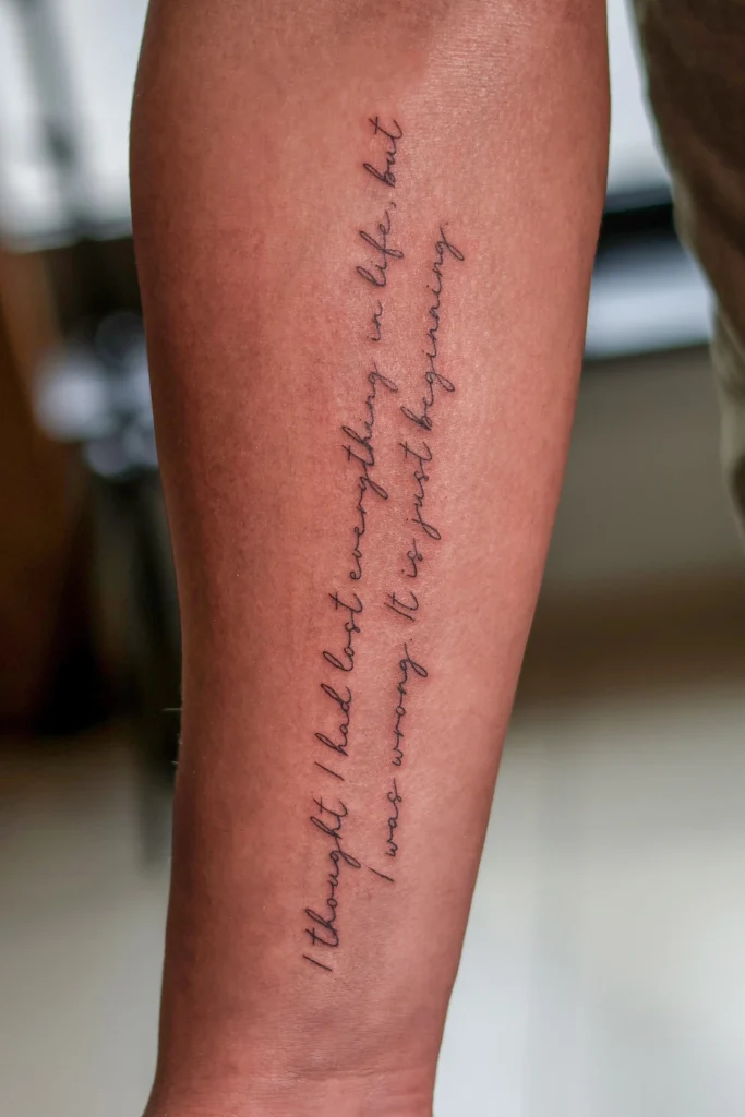 Užrašo tatuiruotė, minimalistinės tatuiruotės Kaune